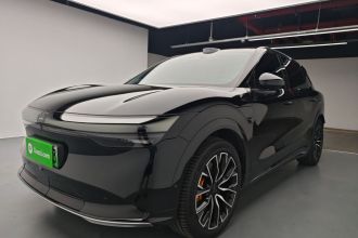 极氪7X 2025款 75kWh 后驱智驾版