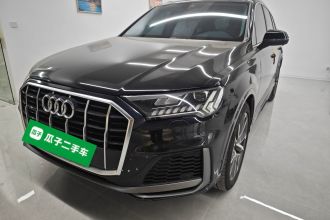 奥迪Q7 2020款 55 TFSI quattro S line运动型