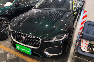 捷豹XFL 2023款 XFL 2.0T P250 两驱尊享豪华版