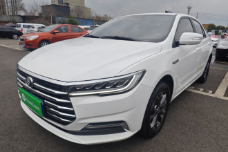 比亚迪 秦 2019款 1.5L 自动尊贵型