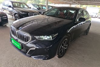 宝马i5 2025款 eDrive 35L M运动套装