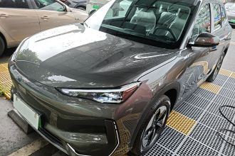 吉利银河 银河E5 2026款 610km 探索+版