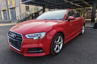 奥迪A3 2018款 30周年年型 Limousine 35 TFSI 时尚型
