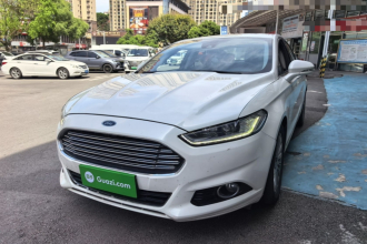 福特 蒙迪欧 2013款 2.0L GTDi200豪华型
