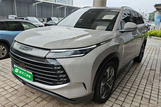 比亚迪 护卫舰07 2023款 DM-i 205KM 旗舰型