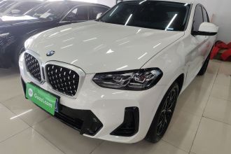 宝马X4 2022款 xDrive 25i M运动套装