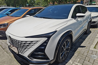 长安UNI-T 2023款 第二代 1.5T 尊贵型