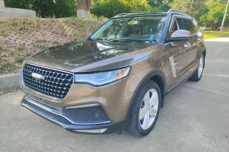 众泰T700 2017款 1.8T 双离合尊享型