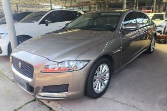 捷豹XFL 2017款 XFL 2.0T 240PS 豪华版