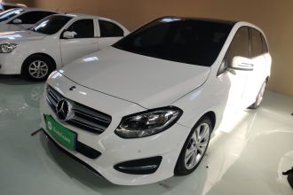 奔驰B级 2015款 B 200 动感型