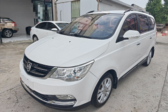 宝骏730 2016款 1.5L 手动舒适型 7座 国V