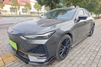 长安UNI-V 2023款 1.5T 运动版