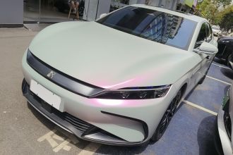 比亚迪 汉 2022款 EV 创世版 610KM四驱尊享型