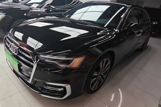 奥迪A6L 2025款 45 TFSI 臻选动感型