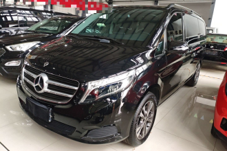 奔驰V级 2018款 V 260 领航版 国VI