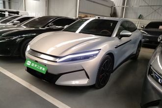 比亚迪 汉L 2025款 DM-i 200KM激光雷达尊享型