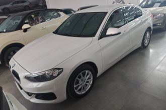 宝马1系 2018款 118i 时尚型