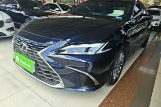 雷克萨斯ES 2025款 200 臻享版