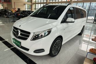 奔驰V级 2018款 V 260 L 尊贵加长版 国VI