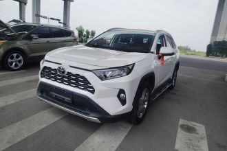 丰田 RAV4荣放 2020款 2.0L CVT两驱风尚版