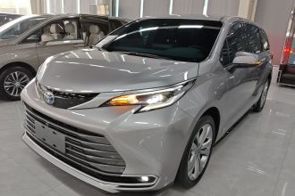 丰田 赛那SIENNA 2023款 2.5L混动 尊贵版