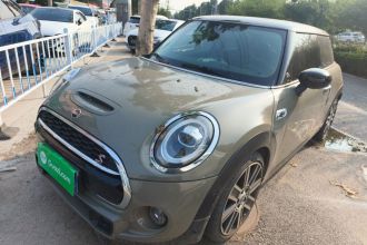 MINI 2021款 2.0T COOPER S 艺术家