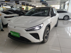 哪吒汽车 哪吒L 2024款 增程 310 闪充PRO版