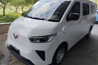 五菱汽车 五菱扬光 2025款 400km 客车版舒适型