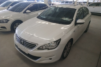 标致408 2015款 1.2T 自动豪华版