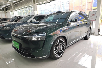 鸿蒙智行 问界M9 2024款 增程 Ultra版 42kWh 6座版