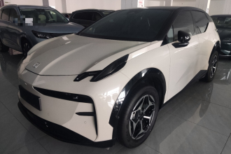 极氪X 2025款 五座后驱版