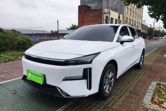 吉利银河 银河L6 2025款 EM-i 60km 启航版