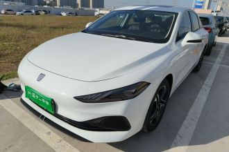 荣威D7 2023款 DMH 125km 超越版