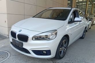 宝马2系旅行车 2016款 218i 运动设计套装