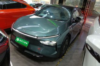 小鹏G7 2025款 702 超长续航 Ultra