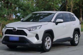 丰田 RAV4荣放 2023款 2.0L CVT两驱都市版