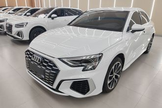 奥迪A3 2023款 改款 A3L Limousine 35 TFSI 进取运动型