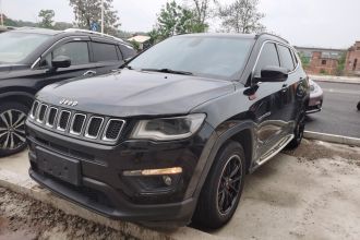 Jeep 指南者 2017款 200T 自动家享版