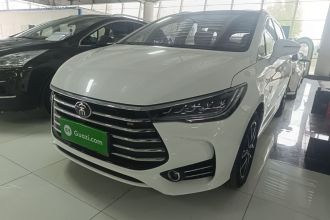 比亚迪 宋MAX 2018款 1.5T 自动智联尊享型 6座