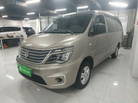 东风风行 菱智 2019款 改款 M5L 1.6L 7座基本型 国VI