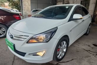 现代 瑞纳 2014款 1.4L 手动顶级型TOP