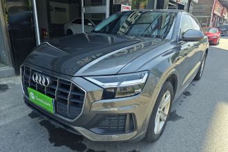 奥迪Q8 2019款 45 TFSI 豪华致雅型