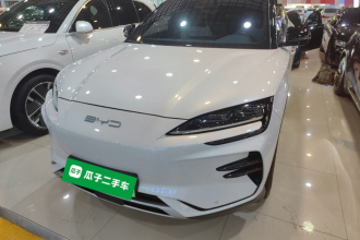 比亚迪 宋PLUS新能源 2024款 荣耀版 EV 520km 豪华型