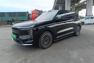 智己汽车 智己LS8 2026款 52 Max+ 奢享大六座