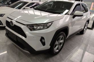 丰田 RAV4荣放 2022款 2.0L CVT两驱风尚Plus版