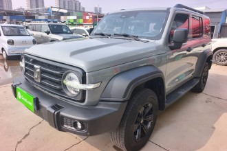 坦克300 2023款 越野版 2.0T 挑战者