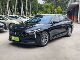 奔腾B70 2025款 龙耀版 1.5T 欢享型