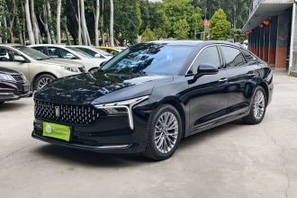 奔腾B70 2025款 龙耀版 1.5T 欢享型