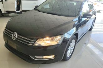 大众 帕萨特 2015款 1.8TSI DSG尊荣版