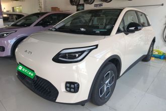 埃安 AION UT 2025款 330星辉版